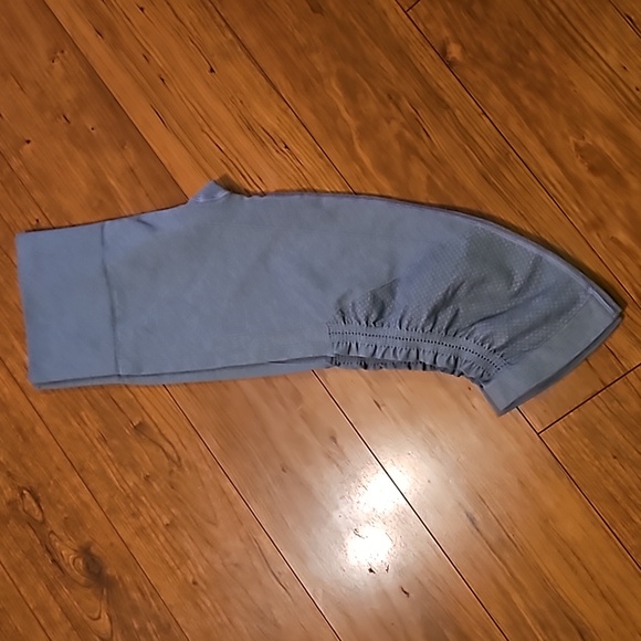 Lululemon athletica capri leggings size 4 - Picture 7 of 7